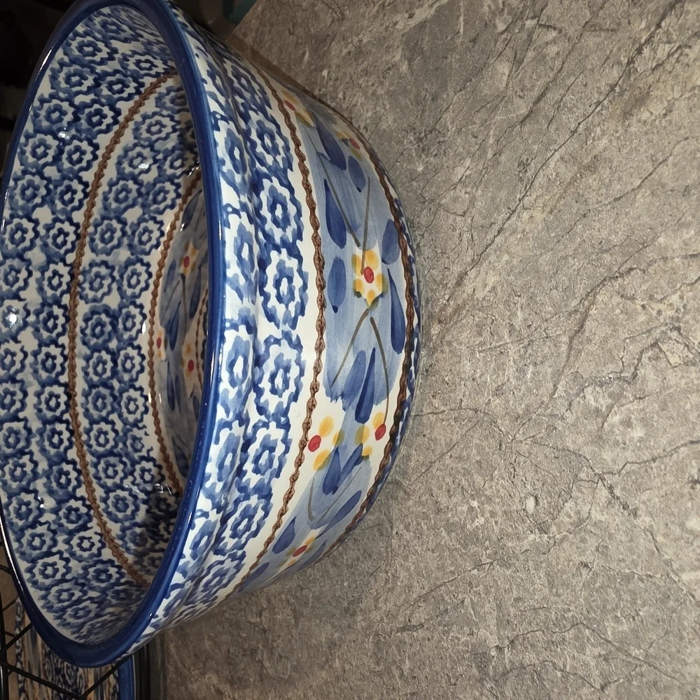 (J30) Temptations Blue and White Patterned Bowl Set
